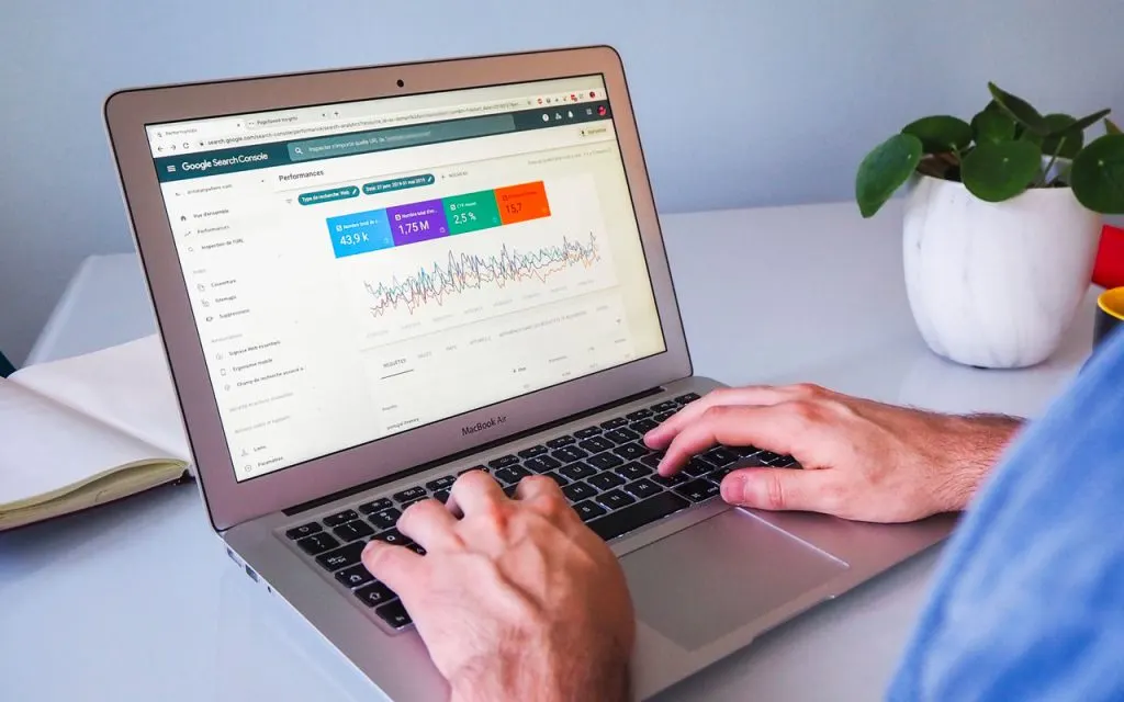 Apprenez le SEO auprès des meilleurs formateurs