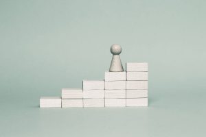 Effectuer une formation pour monter en grade.